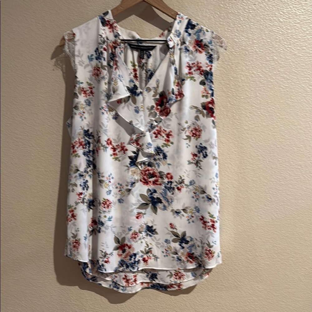NWOT White House Black Market Floral Sleeveless Tie Front Blouse Cream Sz XL